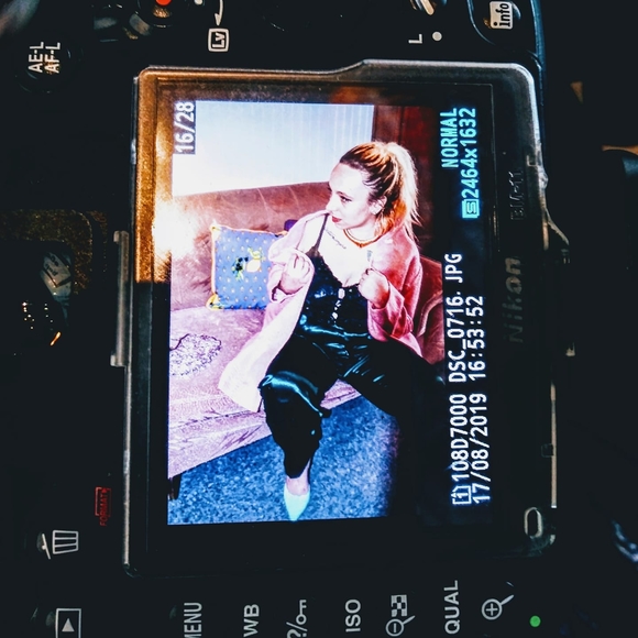 Meet your Posher, Megan - Picture 1 of 1